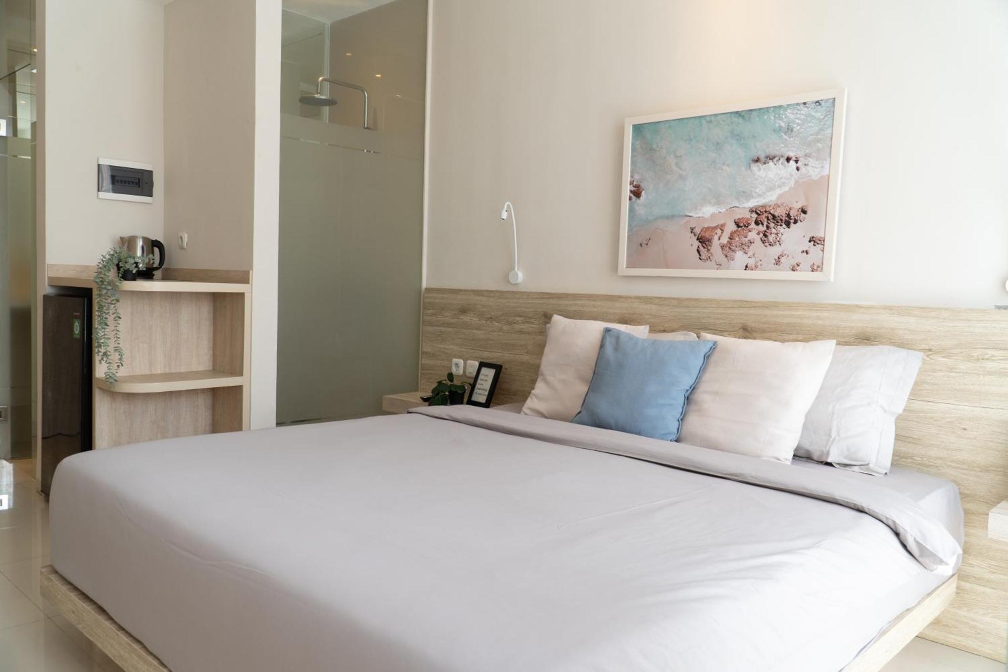 Bali Bustle Pararaton Coliving And Coworking Space Legian Εξωτερικό φωτογραφία